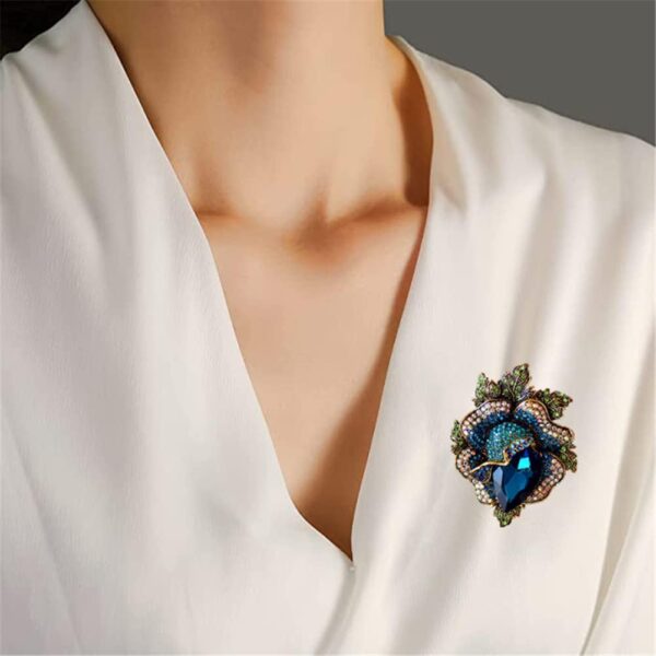 Rose Crystal Flower Brooch Vintage Palace Style Rhinestone Lapel Pin Wedding Bride Large Brooches For Woman Jewelry Clothing Decoration Christmas Gift