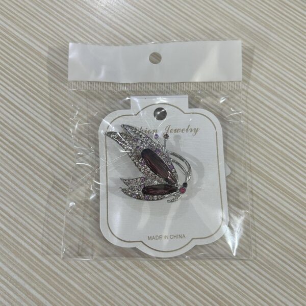 Vintage Rhinestone Crystal Inlaid Butterfly Brooch Women Girls Party Elegant Insect Enamel Pins(Purple)